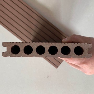 现货 木塑地板装饰材料 户外泳池工程栈道PE木塑板 露台塑木地板图4