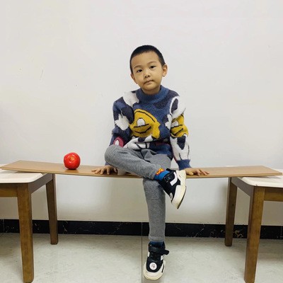 古安地板工厂直供E1级现代简约灰色系质保20年封蜡强化复合木地板图2