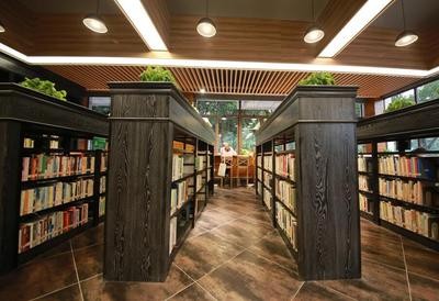 图书馆室内装饰吊顶造型铝天花定制/600*600mm雕花铝扣板图2