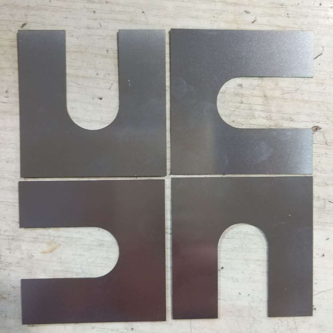 12727407605_1135629044