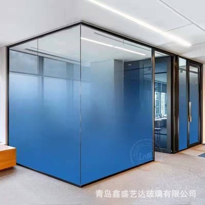 山东青岛本地制作安装钢化玻璃隔断高隔百叶方管不锈钢隔断玻璃图4