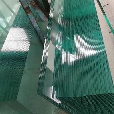 厂家直透明钢化玻璃 深切钢化玻璃打孔 弯钢化玻璃裁做图2