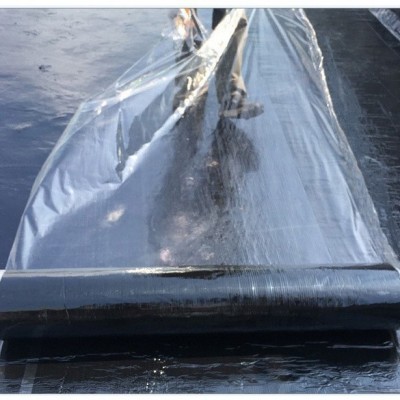 自粘聚合物改性沥青防水卷材 彩钢瓦自粘防水卷材 便捷施工卷材