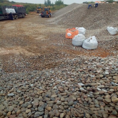 厂家鹅卵石园林公园造景铺路铺地河道石头变压器鹅软石装饰河卵石图3
