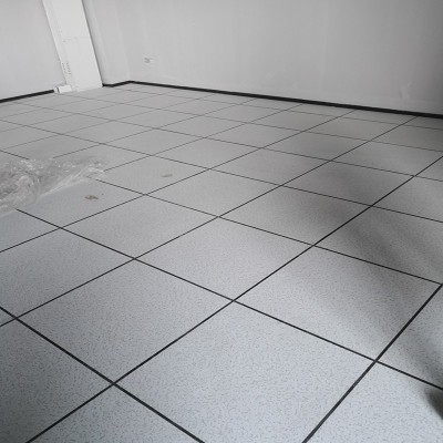 重庆防静电地板PVC网络机房地板学校架空活动抗静电地板600*600图2