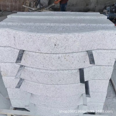 芝麻白花岗岩侧石 芝麻灰路沿石树池 S形路牙石 尺寸可定图3