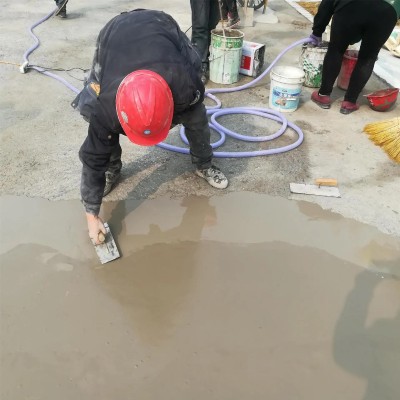 厂家直供混凝土路面修补料薄层修补剂快速抢修通车水泥路面修补料图4