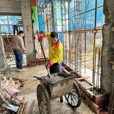 厂家直供自密实细石混凝土自流态自密实混凝土高扩展度高塌落度图4