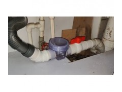 厨房下水道堵了住在二楼被污水倒灌，改造下水管完美解决后顾之忧